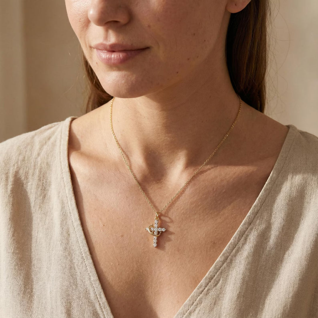 COLLIER LA CROIX ÉTERNELLE