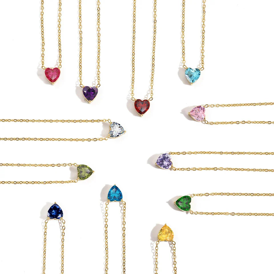 COLLIER AVEC UNE PIERRE DE NAISSANCE EN FORME DE CŒUR