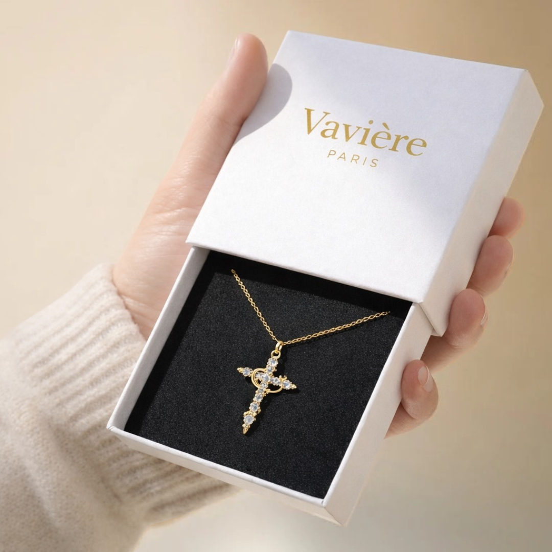 COLLIER LA CROIX ÉTERNELLE