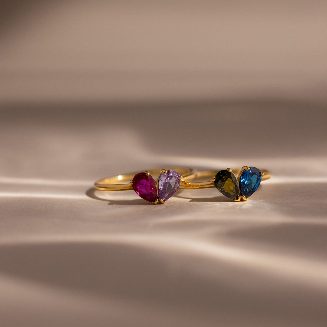 Toi et Moi Teardrop Heart Ring in 18K Gold