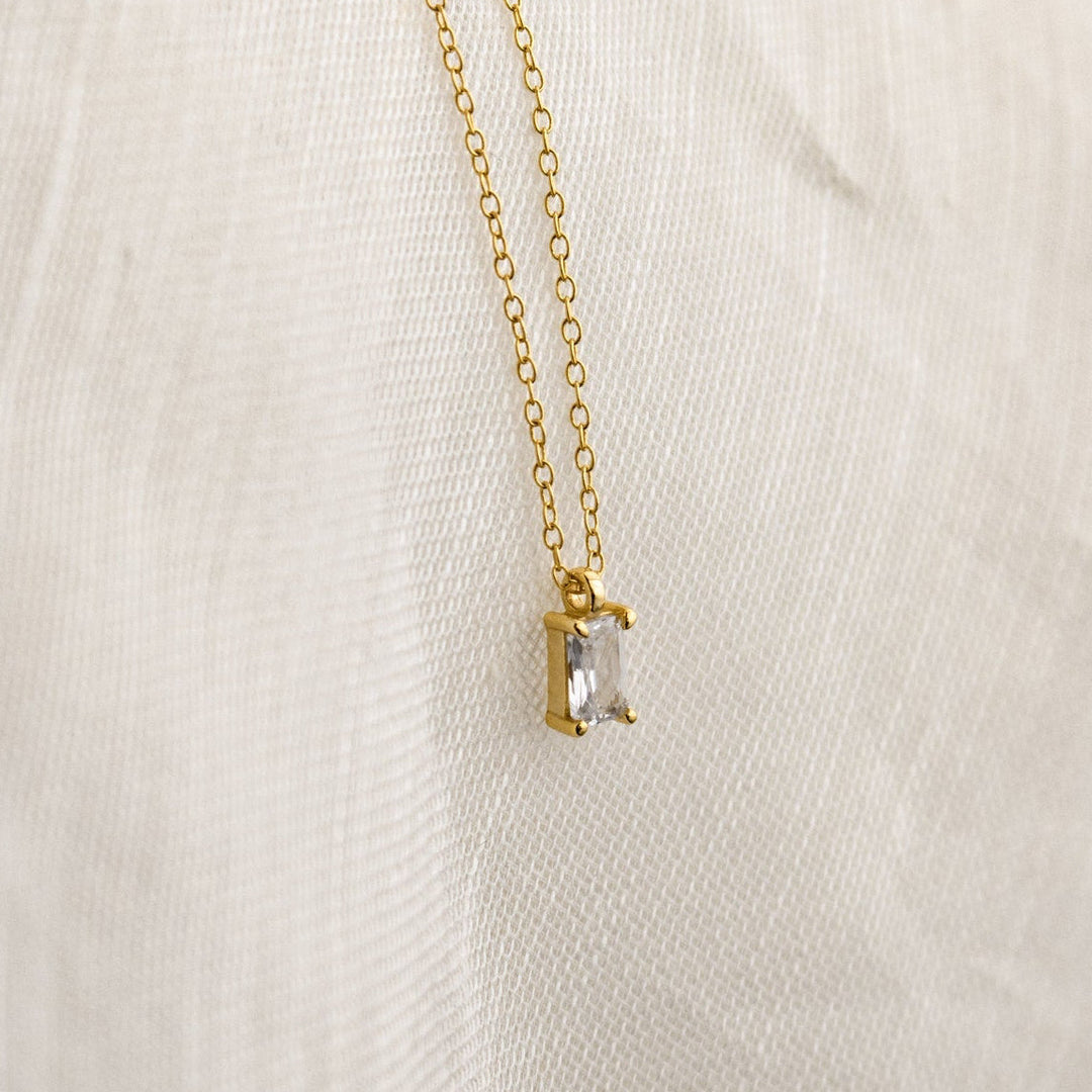 Sage Diamond Necklace in 18K Gold