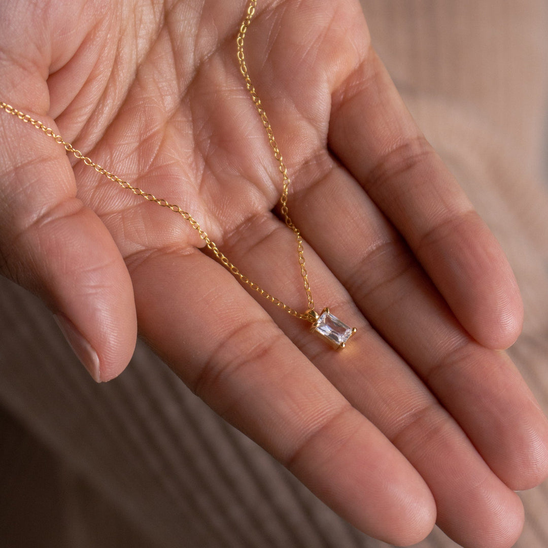 Sage Diamond Necklace in 18K Gold