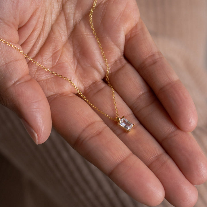 Sage Diamond Necklace in 18K Gold